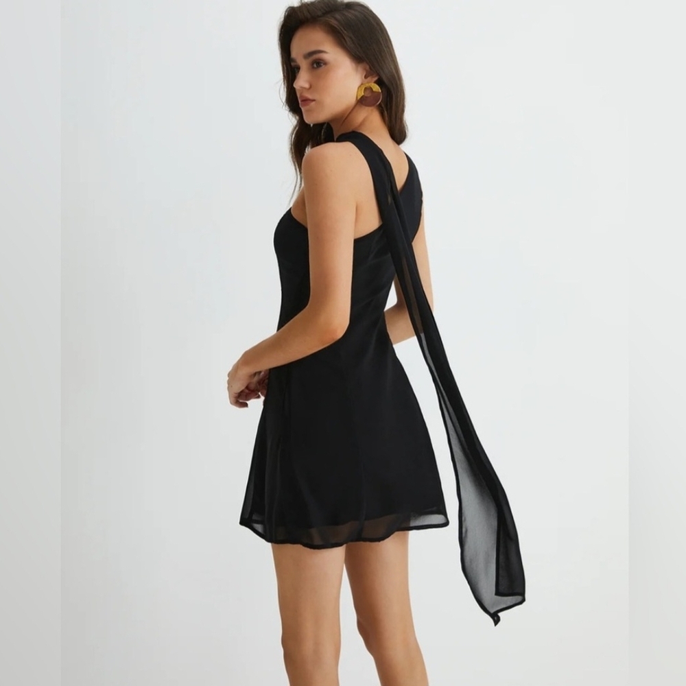 NWT Commense Black One Shoulder Dress